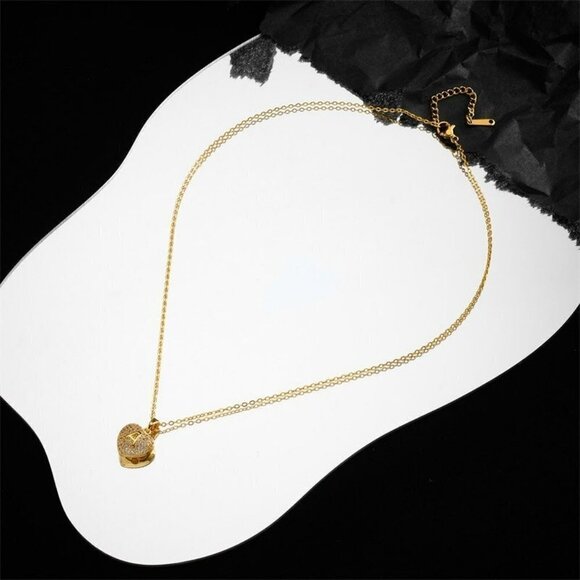 Heart Pendant Necklace - Picture 4 of 5